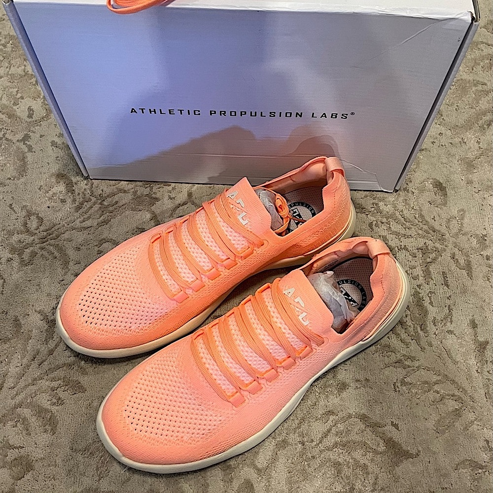 NIB APL neon peach Athletic Sneakers
Tech loom Breeze